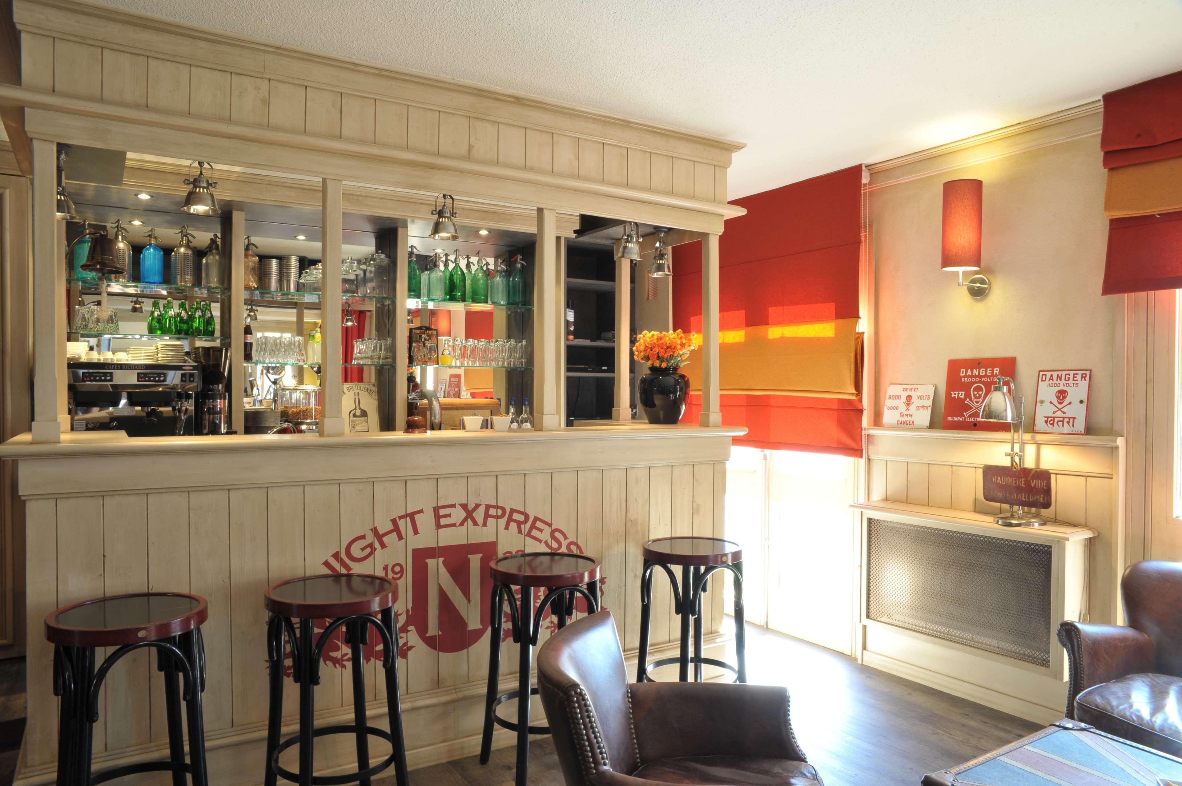 Brit Hotel Essentiel Cholet Esterno foto