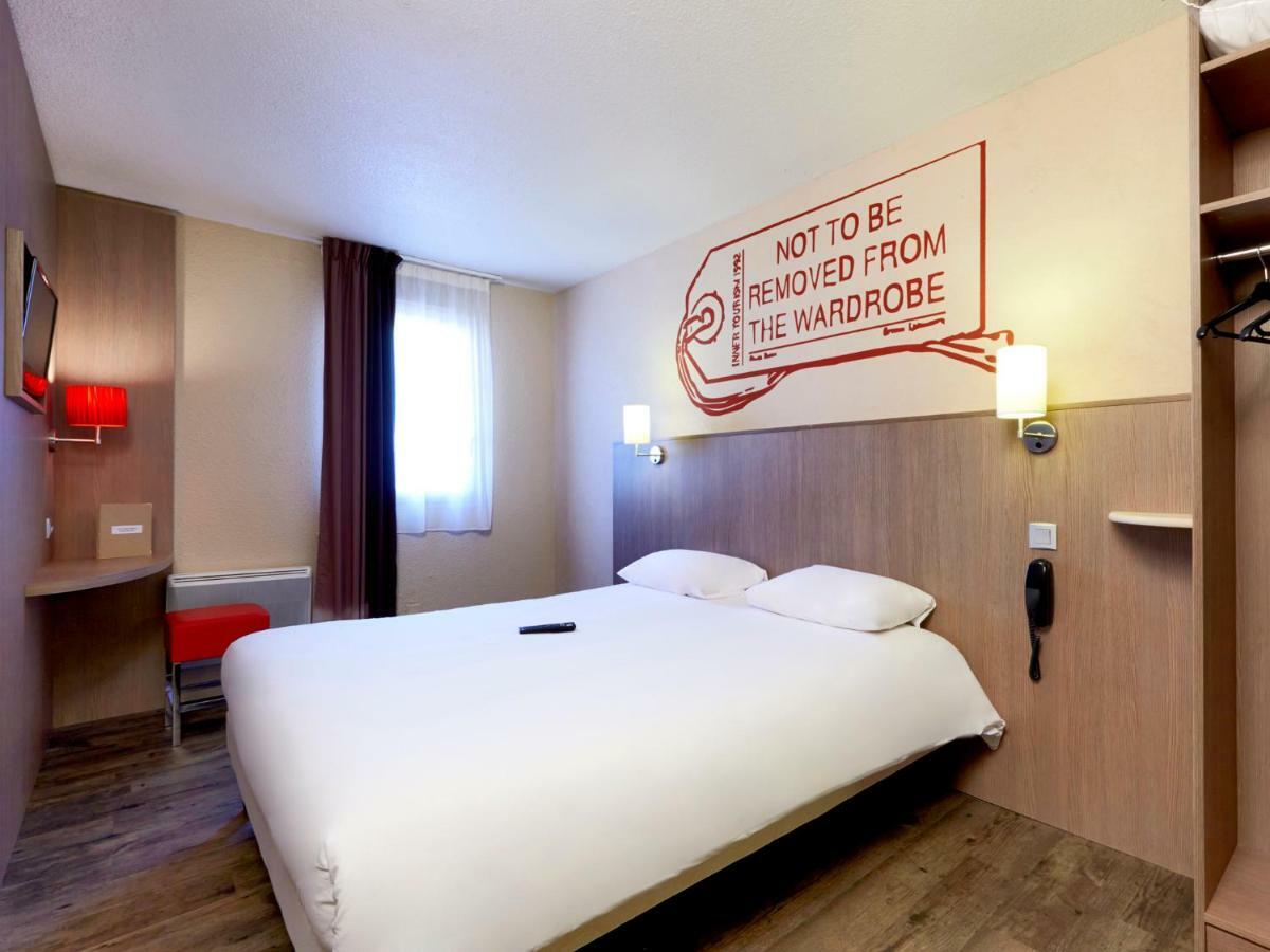 Brit Hotel Essentiel Cholet Esterno foto